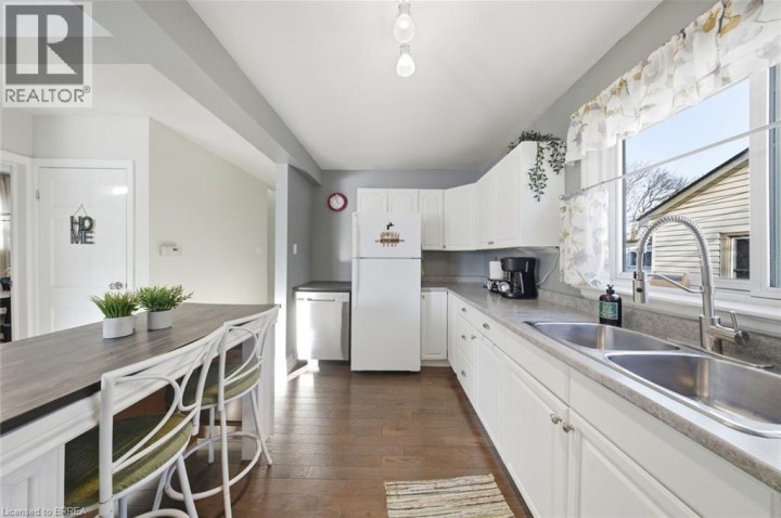 Photo 17 at 67 Wood Street, North Park / Wood St., Brantford