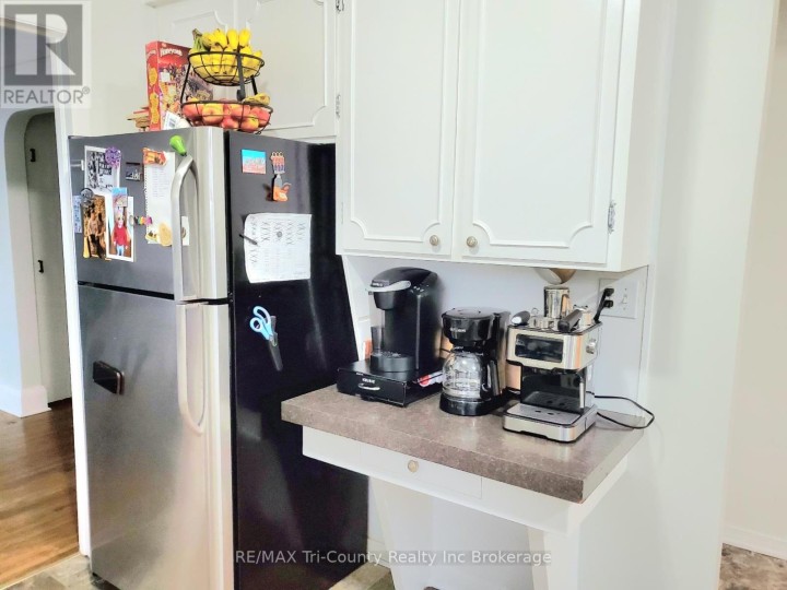 Photo 6 at 52 W North Street, Tillsonburg