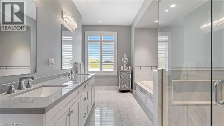 Photo 21 at 41 Ruijs Boulevard, Tutela Heights, Brantford