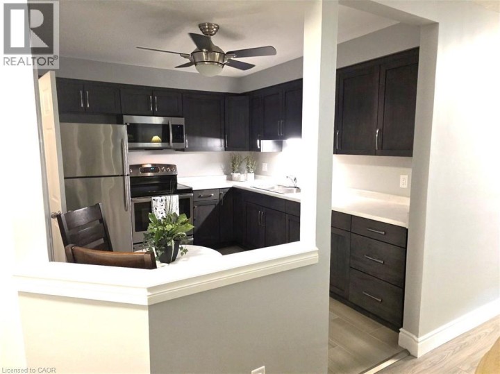 Photo 8 at 106 - 565 Greenfield Avenue, Fairview / Kingsdale, Kitchener