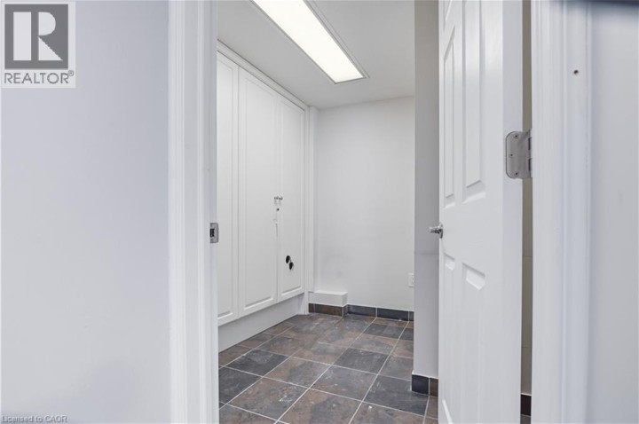 Photo 10 at 1270 E King Street, Preston South, Cambridge