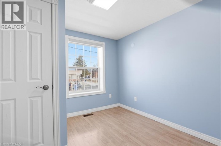 Photo 24 at 1270 E King Street, Preston South, Cambridge