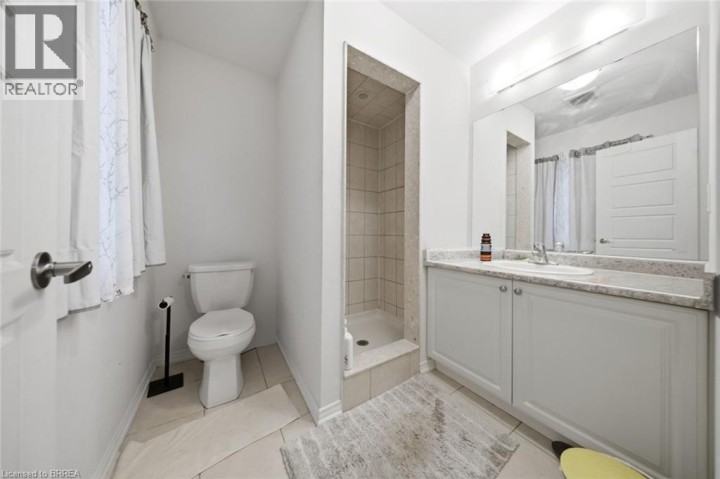 Photo 18 at 126 Munro Circle, Empire South, Brantford