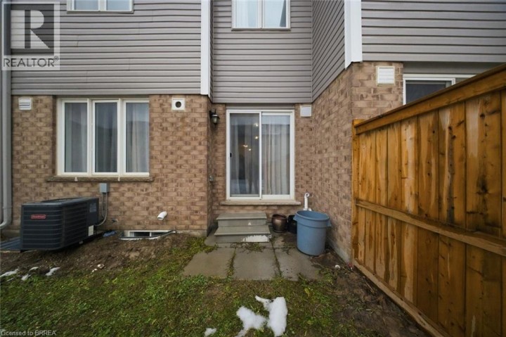 Photo 20 at 126 Munro Circle, Empire South, Brantford