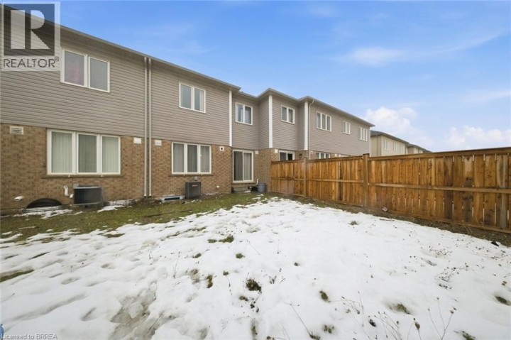 Photo 22 at 126 Munro Circle, Empire South, Brantford