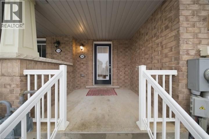 Photo 4 at 126 Munro Circle, Empire South, Brantford