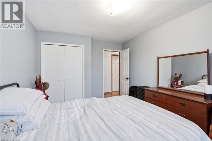 Photo 13 at 20 Amber Street, Grand Woodlands, Brantford