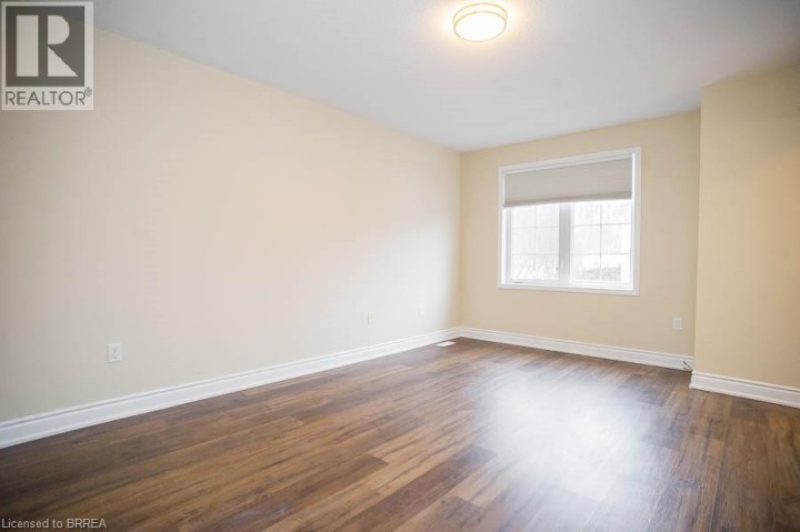 Photo 12 at 43 - 21 Diana Avenue, Empire, Brantford