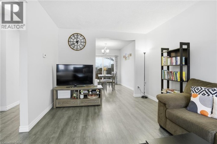 Photo 7 at 10 - 596 Grey Street, Echo Place, Brantford