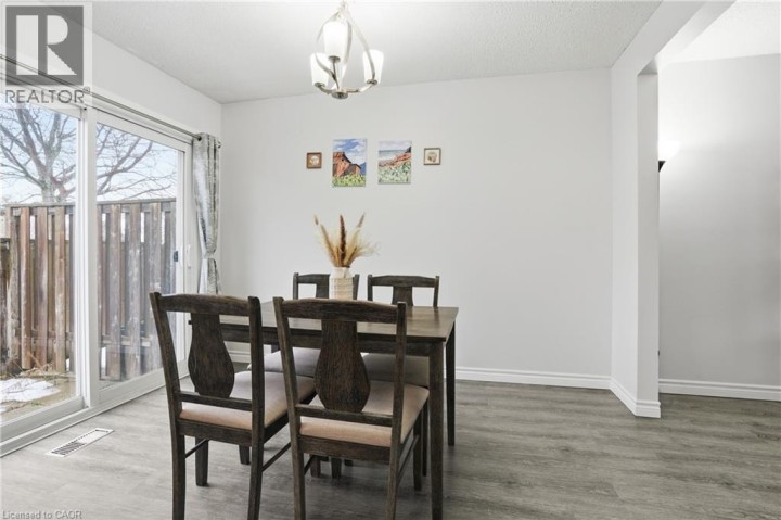 Photo 8 at 10 - 596 Grey Street, Echo Place, Brantford