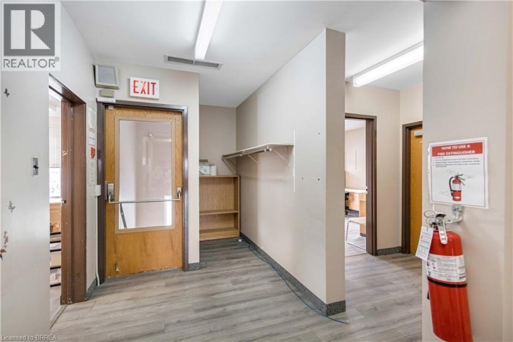 Photo 18 at 70 Chatham Street, Downtown Core, Brantford