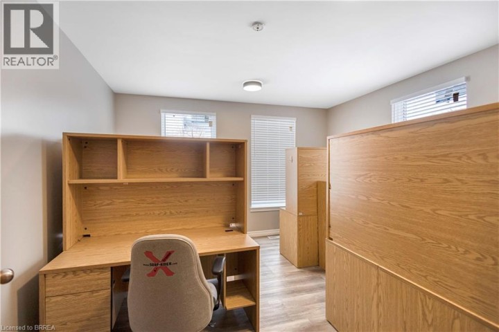 Photo 14 at 70 Chatham Street, Downtown Core, Brantford