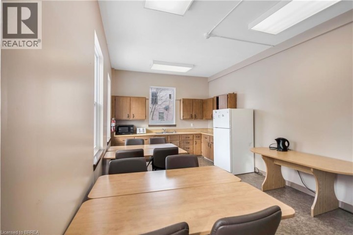 Photo 15 at 70 Chatham Street, Downtown Core, Brantford