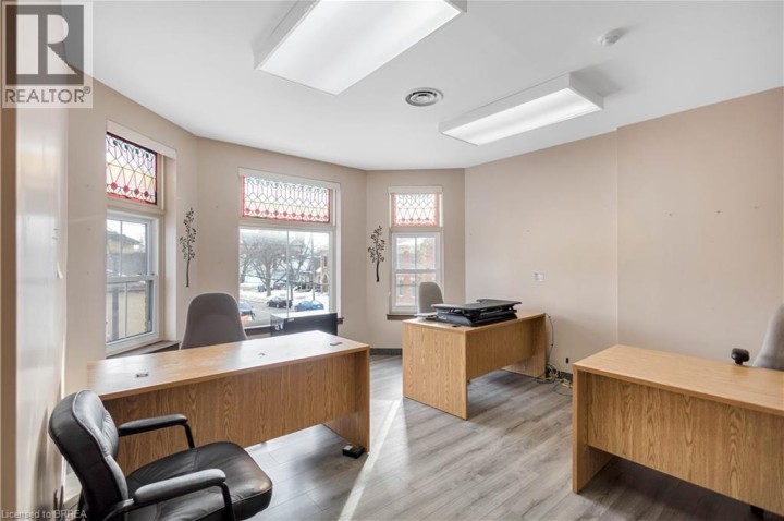 Photo 25 at 70 Chatham Street, Downtown Core, Brantford