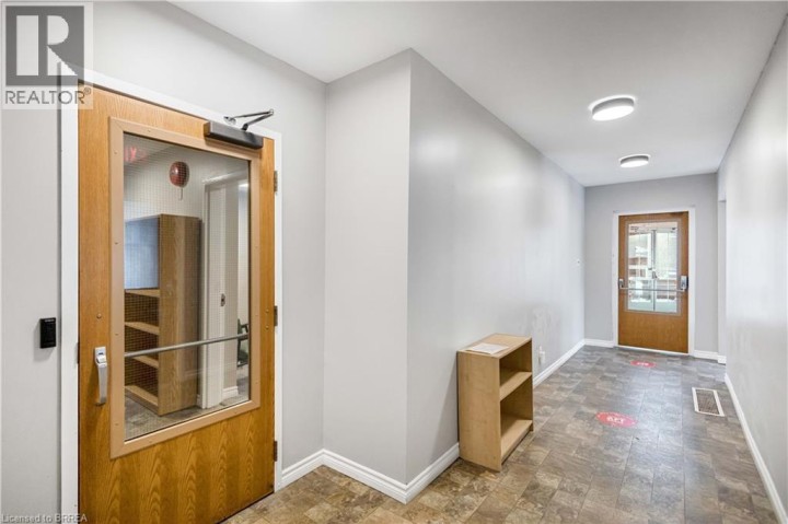 Photo 9 at 70 Chatham Street, Downtown Core, Brantford