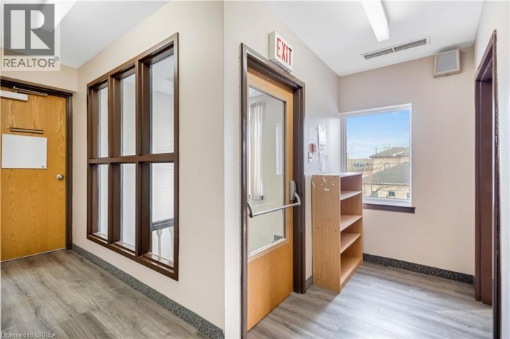 Photo 28 at 70 Chatham Street, Downtown Core, Brantford