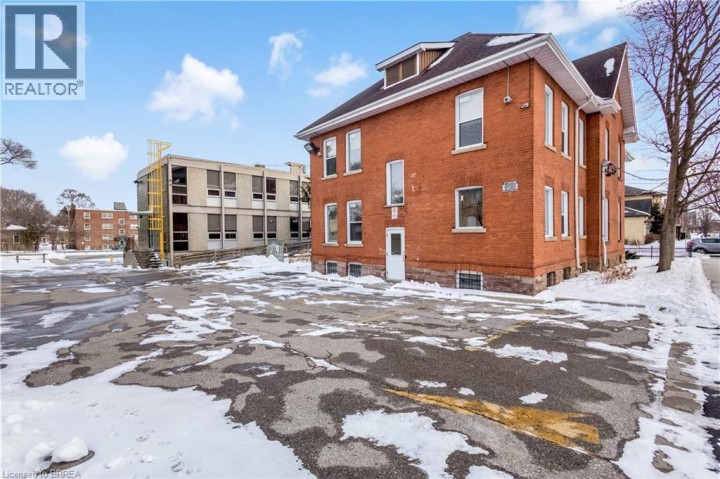 Photo 46 at 70 Chatham Street, Downtown Core, Brantford