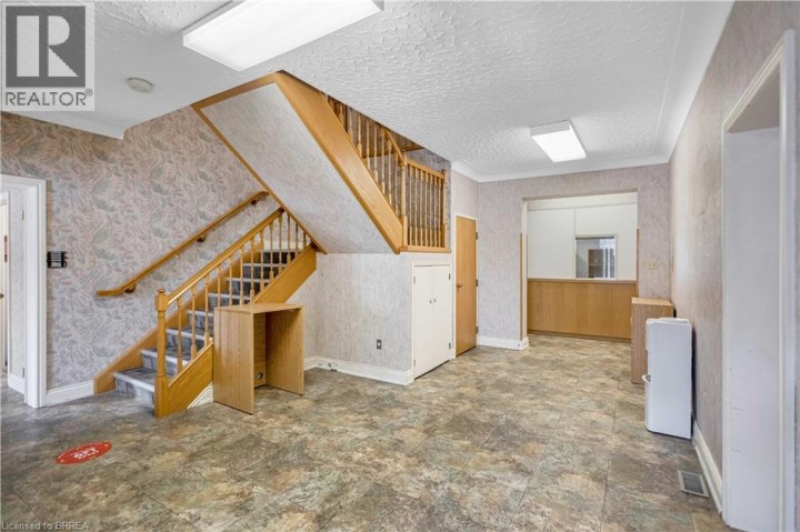 Photo 5 at 80 Chatham Street, Downtown Core, Brantford
