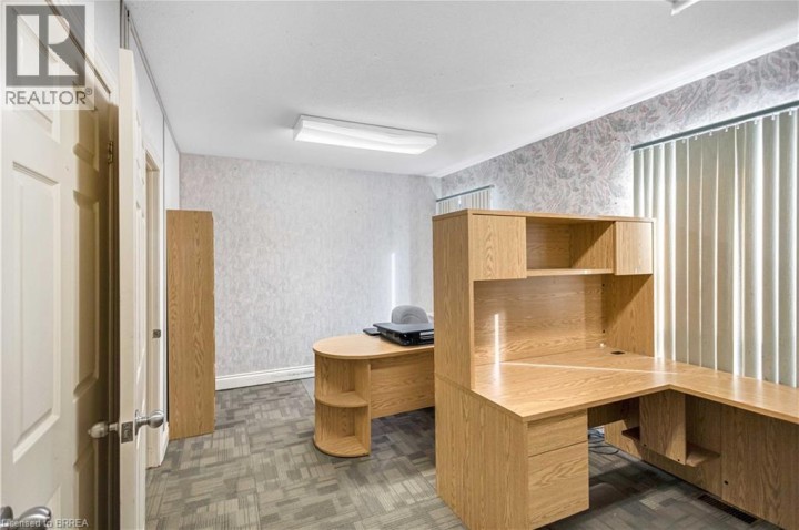 Photo 30 at 80 Chatham Street, Downtown Core, Brantford