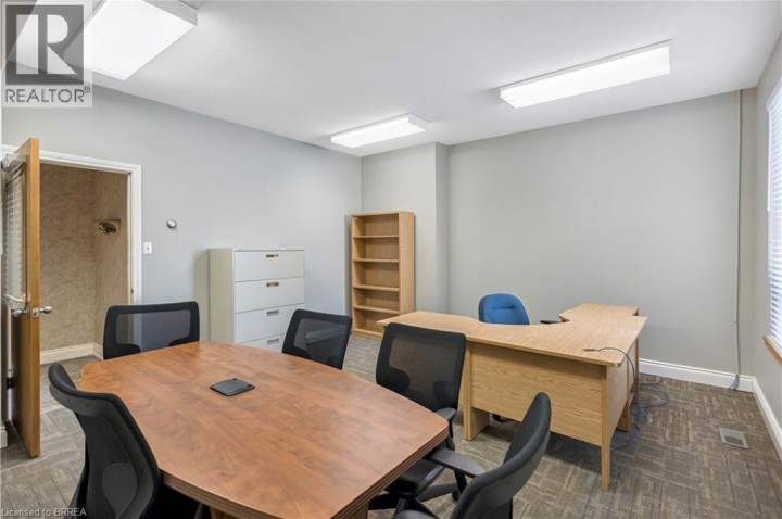 Photo 18 at 80 Chatham Street, Downtown Core, Brantford