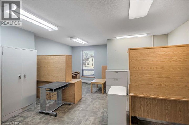 Photo 24 at 80 Chatham Street, Downtown Core, Brantford