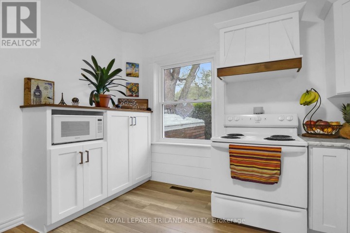 Photo 15 at 86 Kains Street, St. Thomas