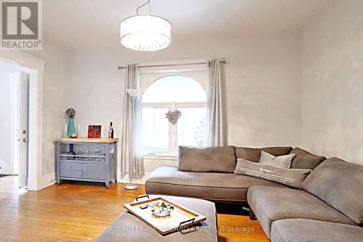 Photo 7 at 86 Kains Street, St. Thomas