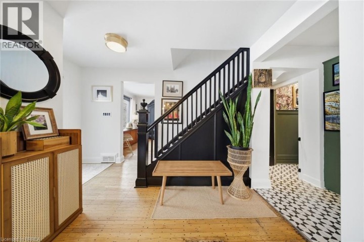 Photo 23 at 37 Elm Street, Henderson, Brantford