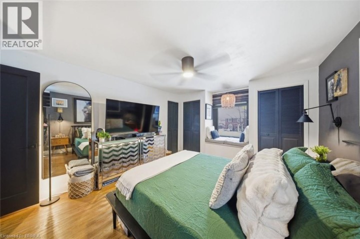 Photo 26 at 37 Elm Street, Henderson, Brantford