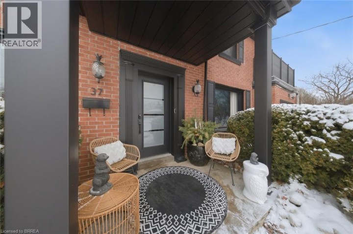 Photo 5 at 37 Elm Street, Henderson, Brantford