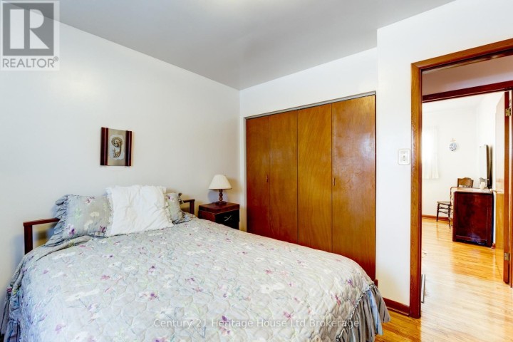 Photo 31 at 584452 Beachville Road, Beachville, Ingersoll