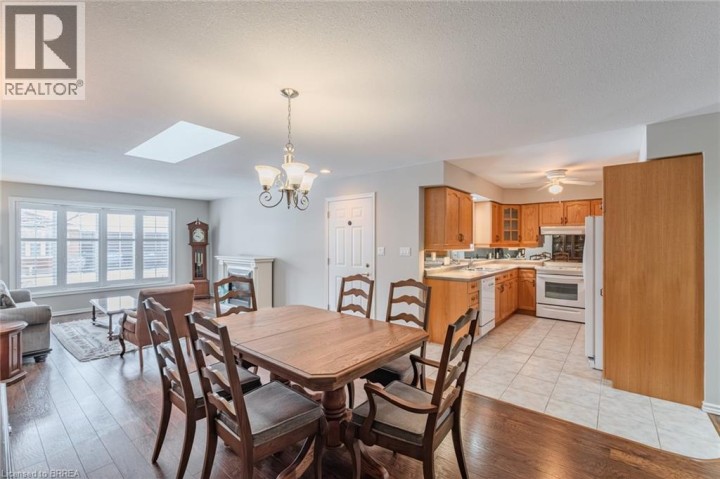 Photo 10 at 14 - 229 Lynden Road, Lynden Hills, Brantford
