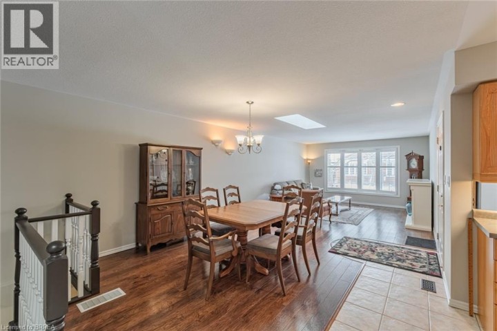 Photo 9 at 14 - 229 Lynden Road, Lynden Hills, Brantford