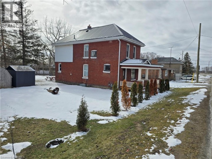 Photo 5 at 21 Johnson Road, Cainsville / Brookfield, Brantford