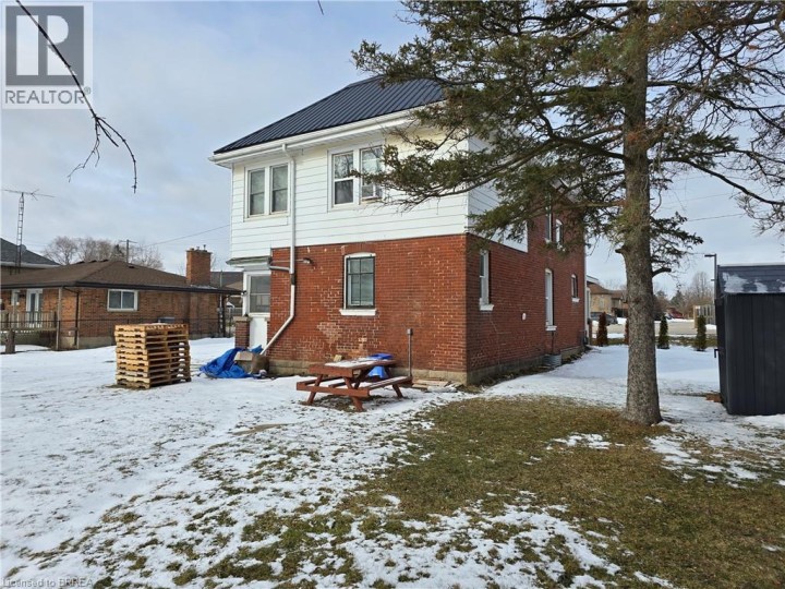 Photo 7 at 21 Johnson Road, Cainsville / Brookfield, Brantford