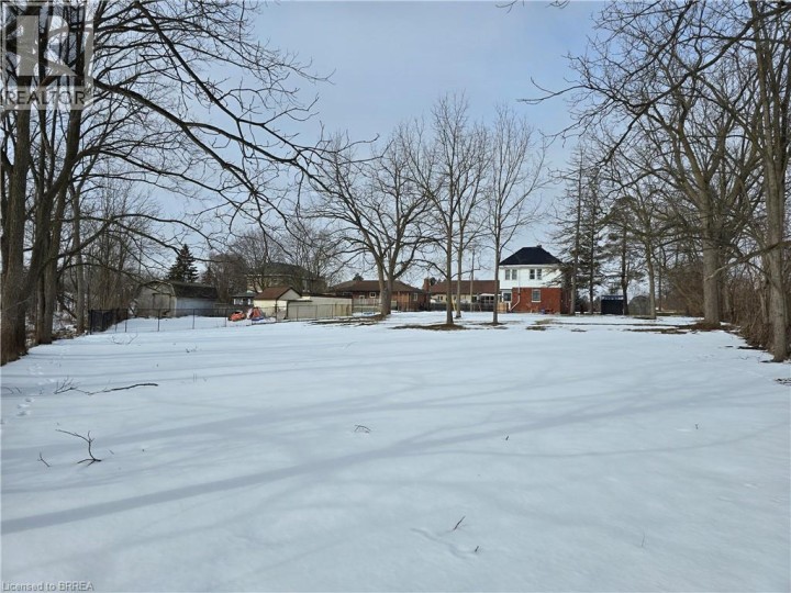 Photo 5 at 21 Johnson Road, Cainsville / Brookfield, Brantford