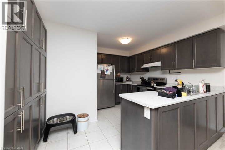 Photo 17 at 59 - 755 Linden Drive, Preston Heights, Cambridge