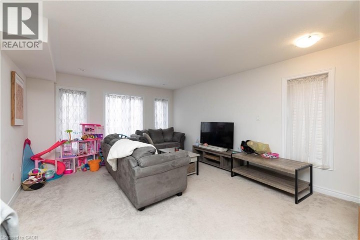 Photo 23 at 59 - 755 Linden Drive, Preston Heights, Cambridge