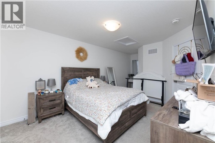 Photo 30 at 59 - 755 Linden Drive, Preston Heights, Cambridge