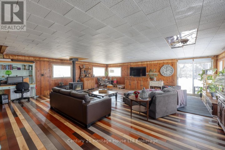 Photo 16 at 384810 Salford Road, Rural Norwich, Norwich