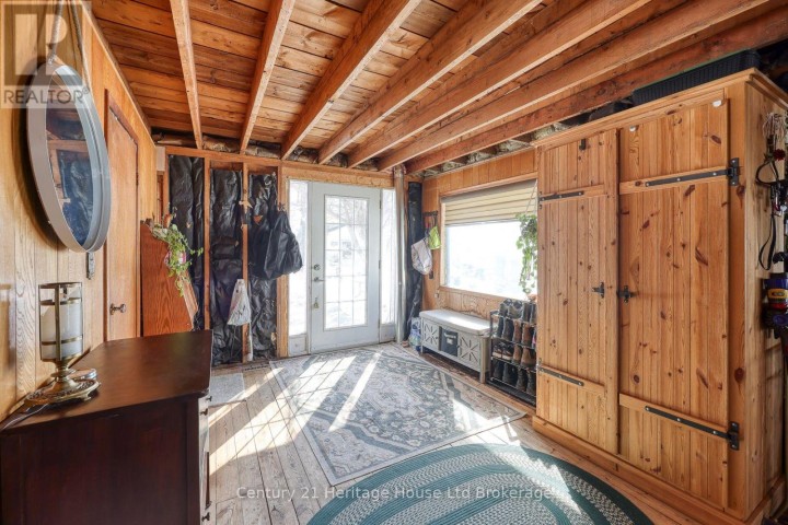 Photo 5 at 384810 Salford Road, Rural Norwich, Norwich