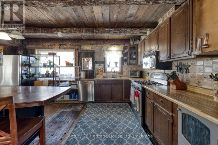 Photo 9 at 384810 Salford Road, Rural Norwich, Norwich