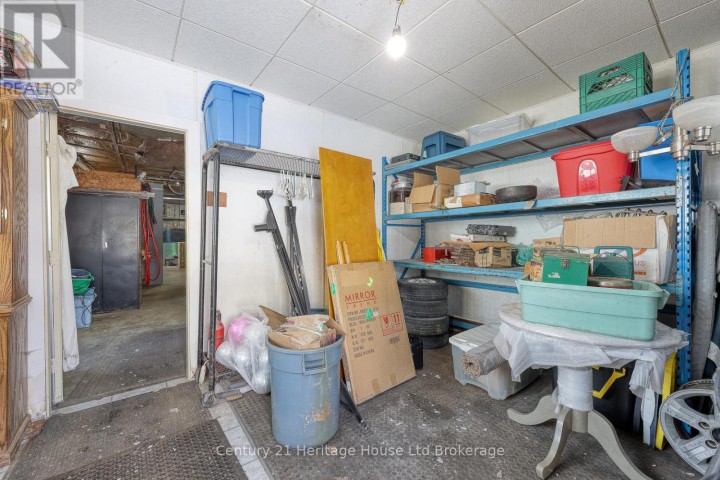 Photo 30 at 384810 Salford Road, Rural Norwich, Norwich