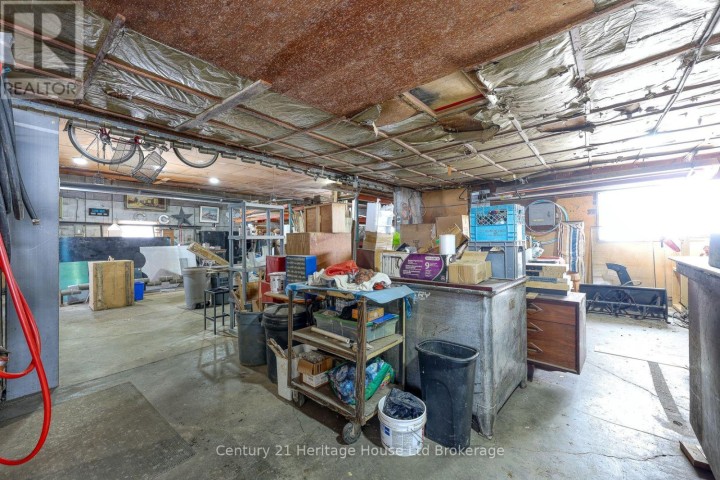 Photo 32 at 384810 Salford Road, Rural Norwich, Norwich