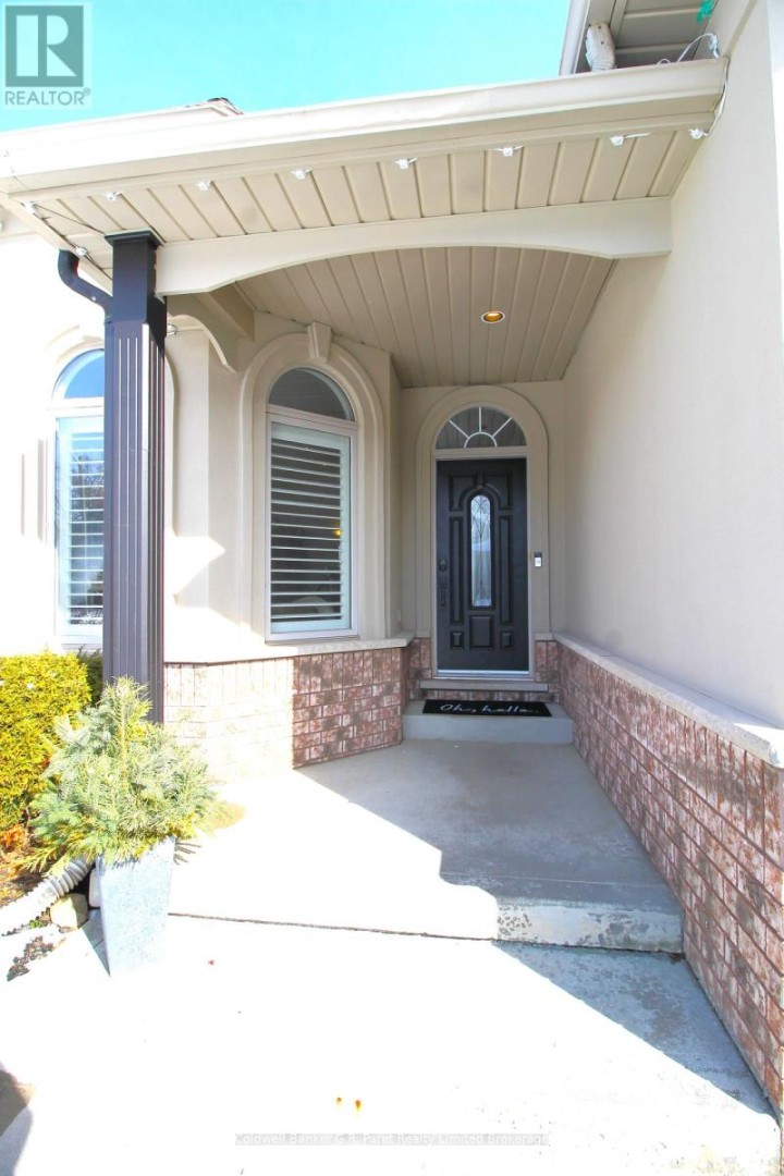 Photo 8 at 32 MacDonald Crescent, Brantford