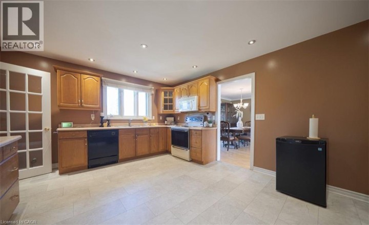 Photo 6 at 385 Mount Pleasant Road, Tutela Heights, Brantford