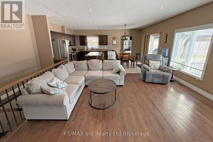 Photo 12 at 47 Graydon Drive, Mount Elgin, South-West Oxford