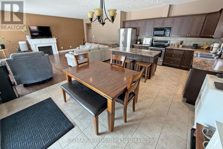 Photo 20 at 47 Graydon Drive, Mount Elgin, South-West Oxford