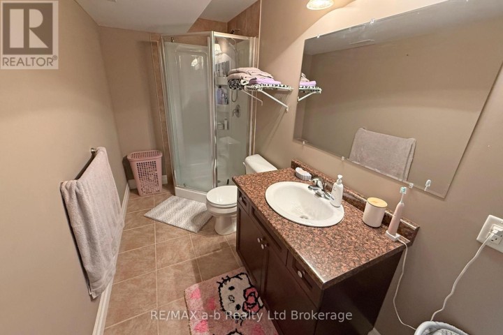 Photo 32 at 47 Graydon Drive, Mount Elgin, South-West Oxford