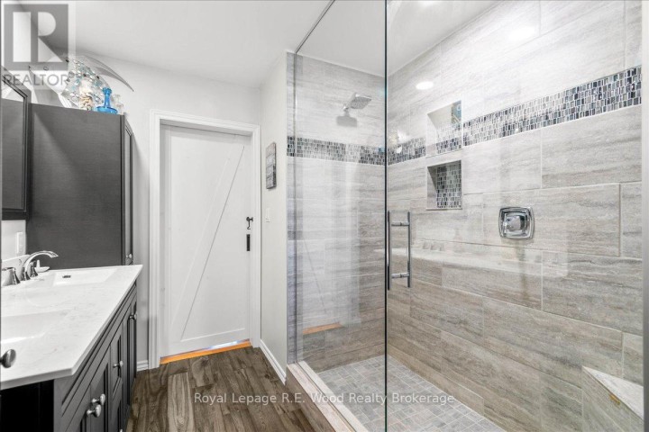 Photo 30 at 49 Dereham Drive, Tillsonburg